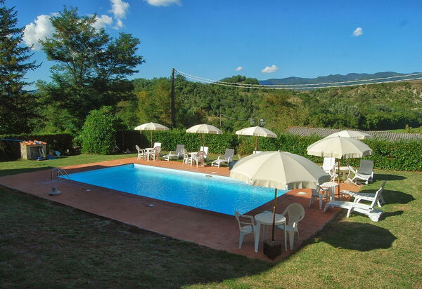 Villa Marisel: Piscina