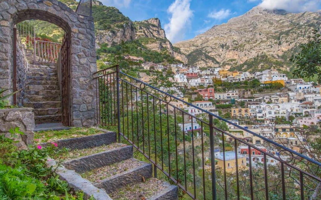 Chalet Del Profondo Blu: Building Exterior, Main Entrance