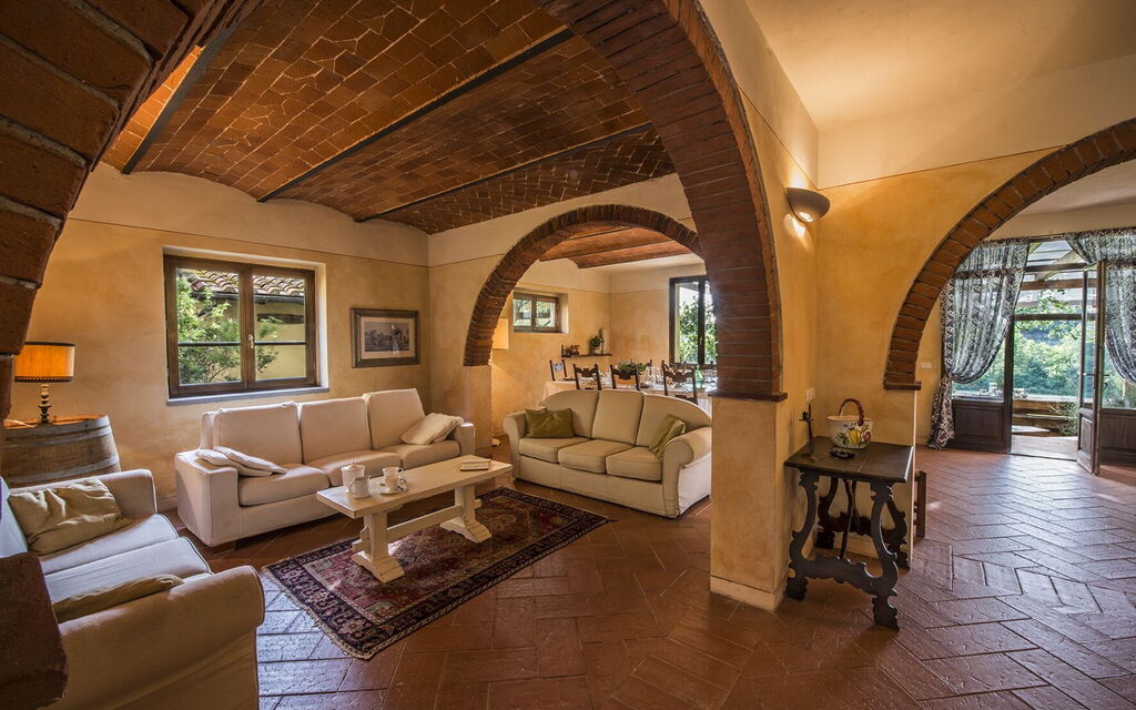 Luxury Ponente: Living Room