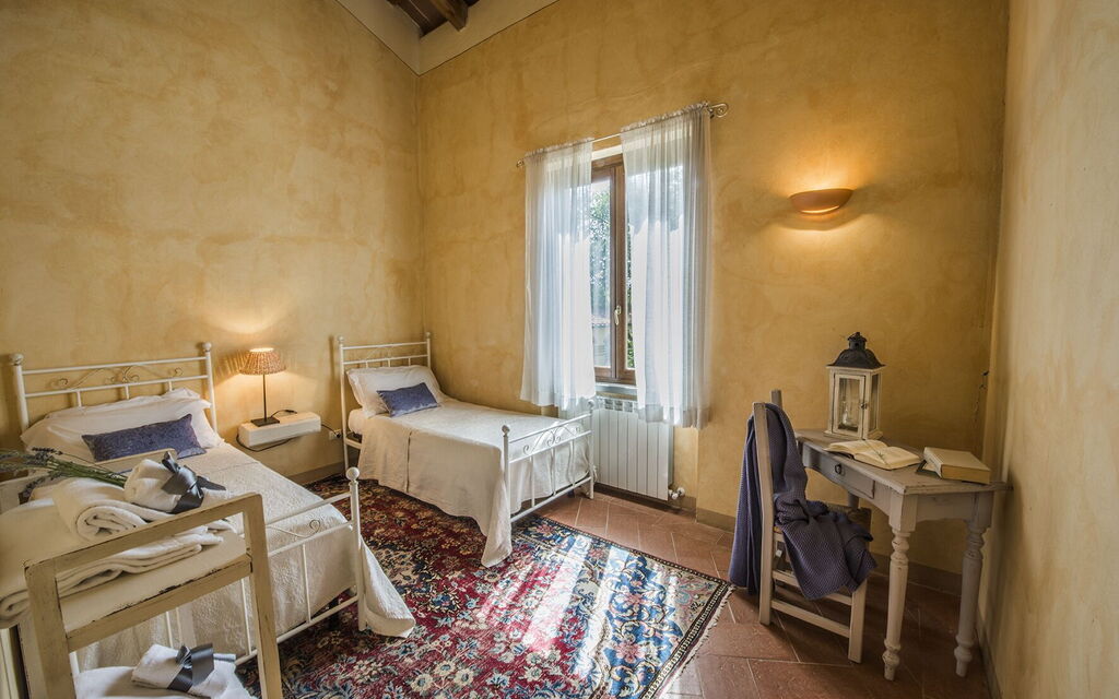 Luxury Ponente: Bedroom