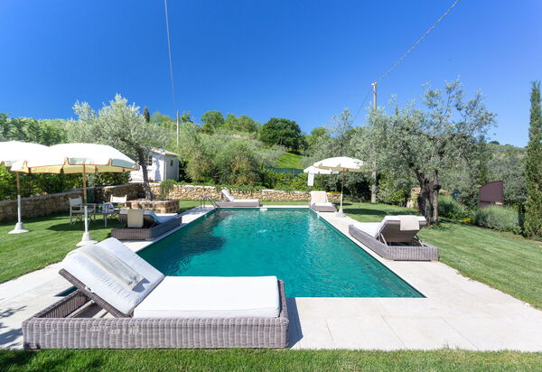 Villa Ligheia: Piscina