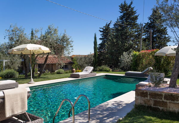 Villa Ligheia: Piscina