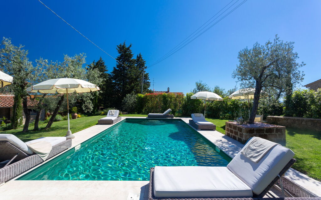 Villa Ligheia: Piscina