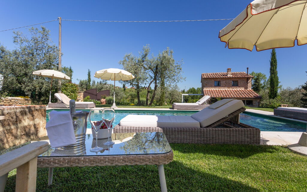 Villa Ligheia: Piscina