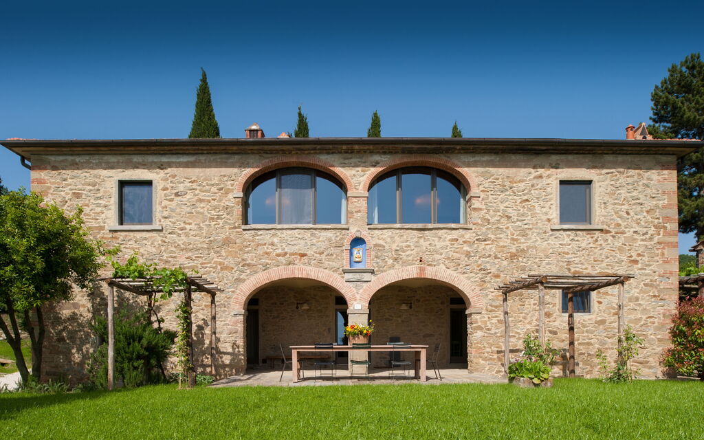Winery Alpe Villa: Building Exterior, Main Entrance