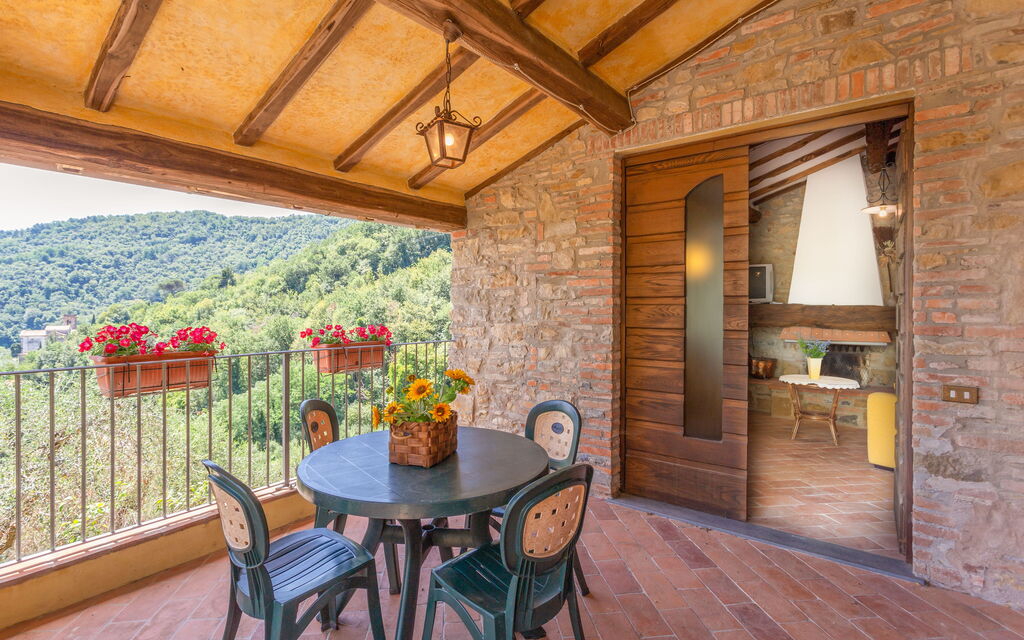 Villa Mastiano - : Balcony / Terrace / Patio