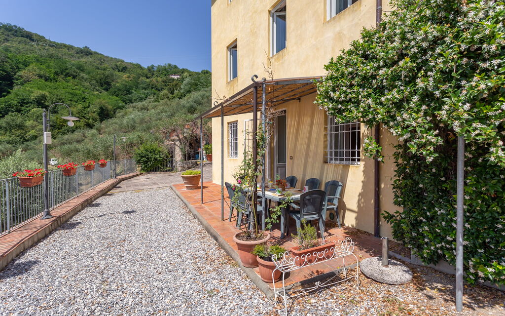 Villa Mastiano - : Balcony / Terrace / Patio