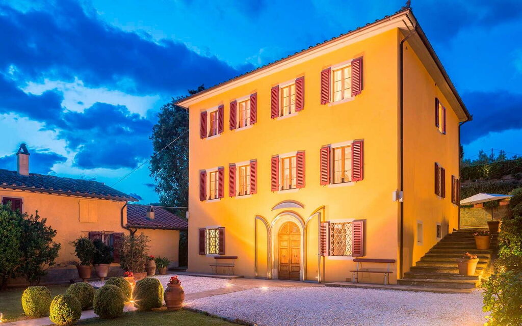 Tusco Home: all'aperto, Entrata Principale