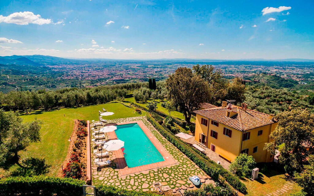 Tusco Home: Esterni, Piscina