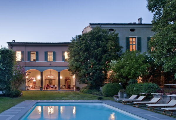 La Reggia Del Lord: all'aperto