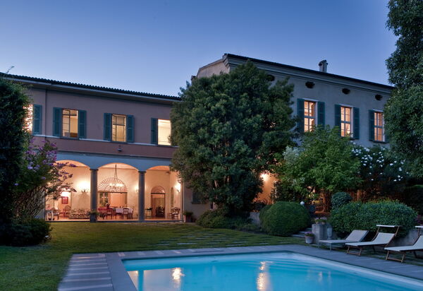 La Reggia Del Lord: all'aperto