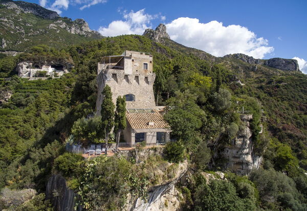 Maiori Chalet: Outdoor, Scenic View