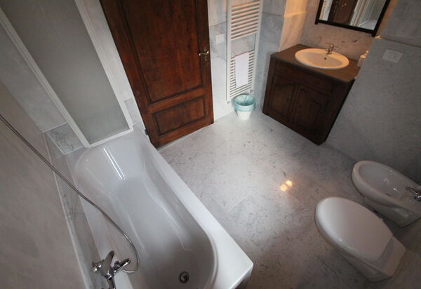 Casale Mocali: Bagno