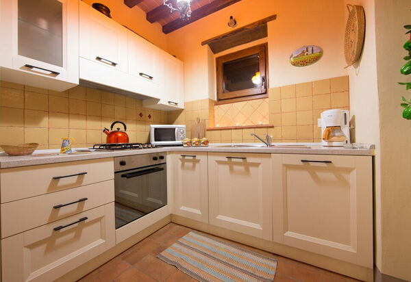 La Pietra Al Tramonto: Kitchen