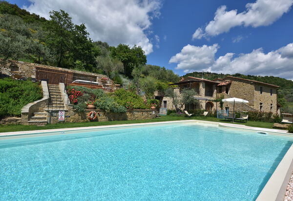 La Pietra Al Tramonto: Outdoor, Pool, Scenic View