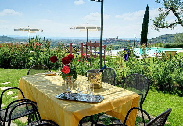 La Pietra Al Tramonto: Outdoor