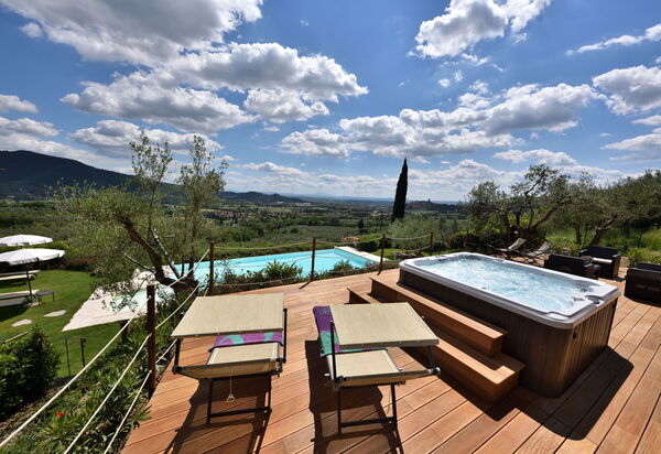 La Pietra Al Tramonto: Outdoor, Pool, Scenic View
