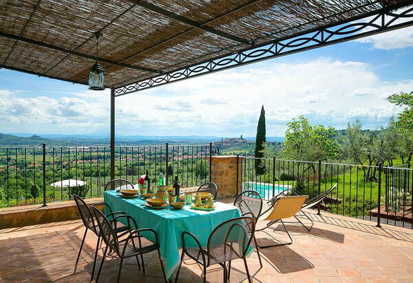 La Pietra Al Tramonto: Outdoor