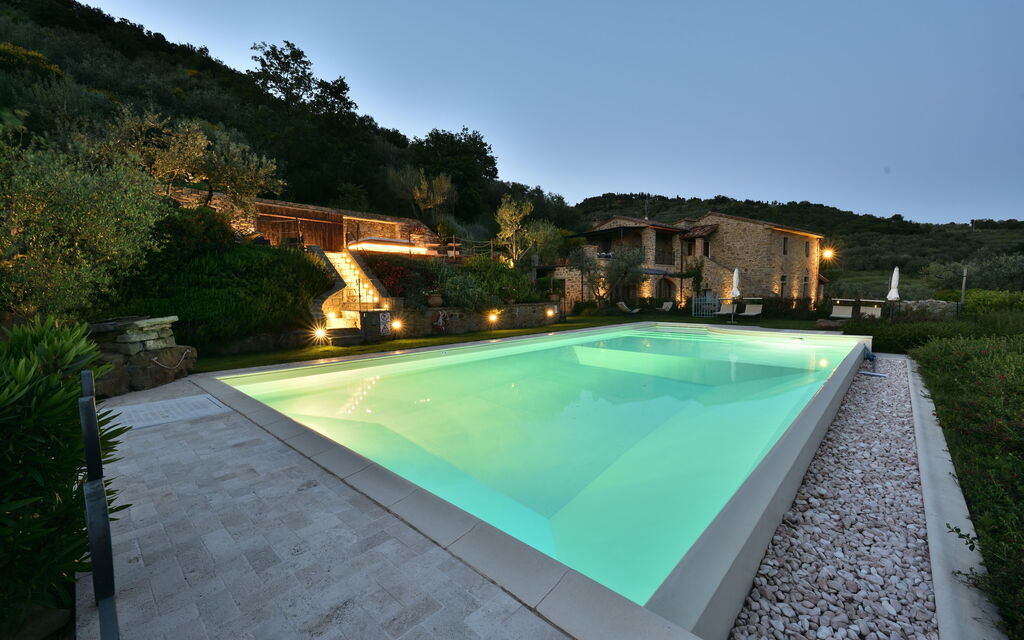 La Pietra Al Tramonto: Outdoor, Pool, Scenic View