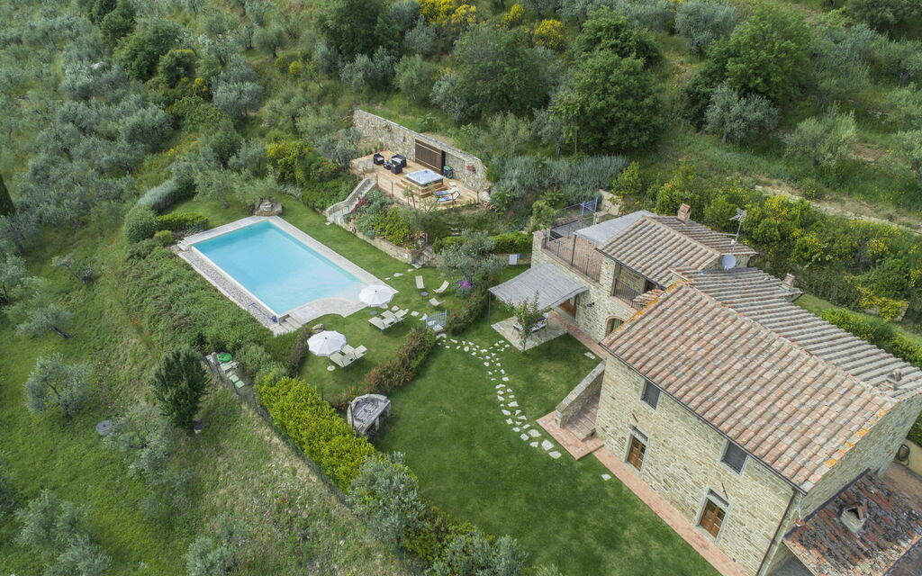 La Pietra Al Tramonto: Outdoor, Pool, Scenic View