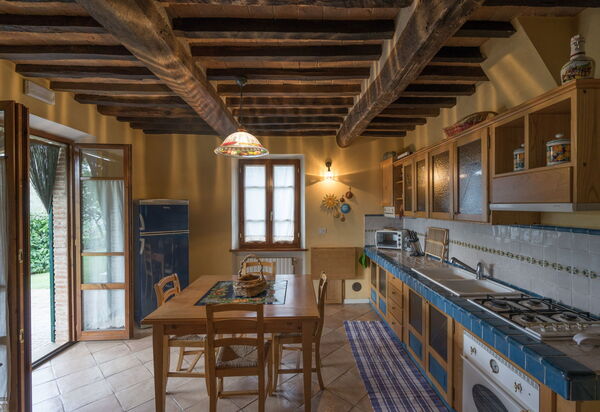 Il Salto Della Chiana: Cucina, Sala da pranzo