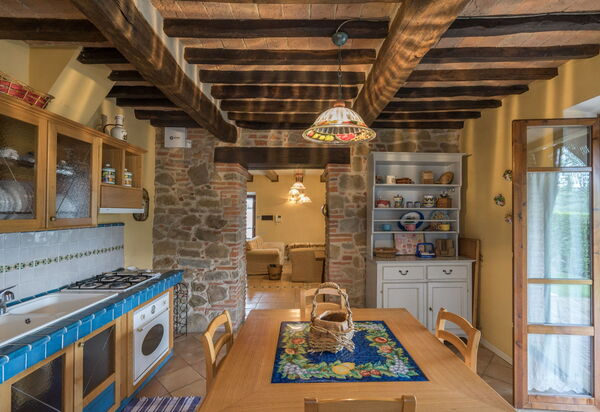 Il Salto Della Chiana: Cucina, Sala da pranzo