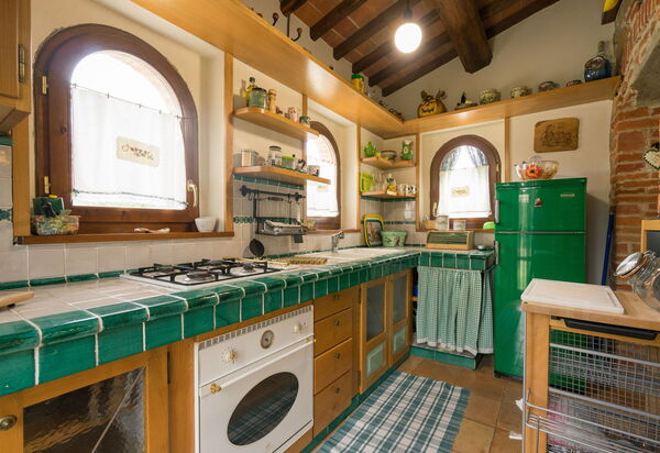 Il Salto Della Chiana: Cucina, Sala da pranzo