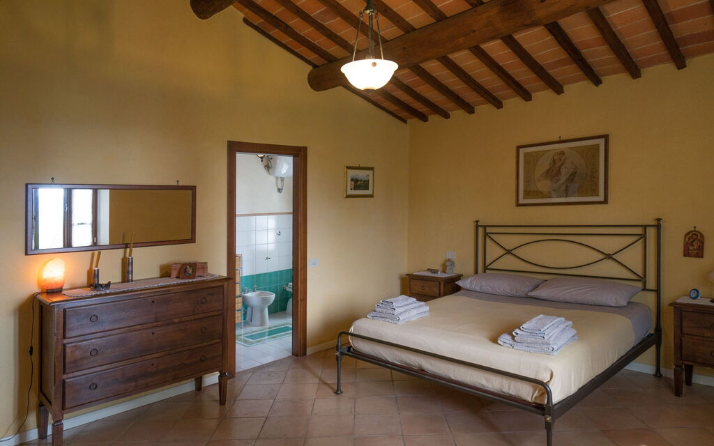 Il Salto Della Chiana: Camera da letto