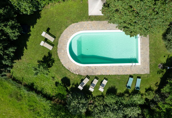 Casale Rupecanina: all'aperto, Esterni, Piscina