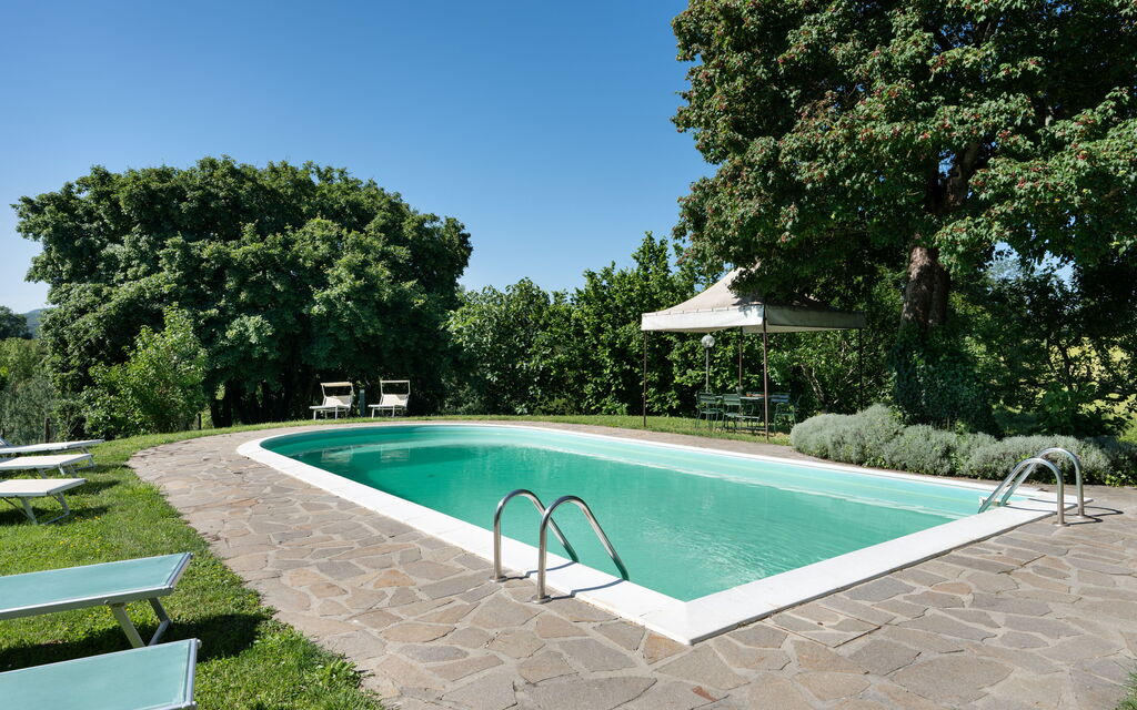 Casale Rupecanina: Building Exterior, Outdoor, Pool