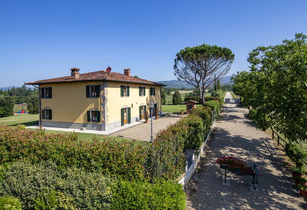 Casaletto Sul Lago: Entrata Principale, Esterni, Giardino