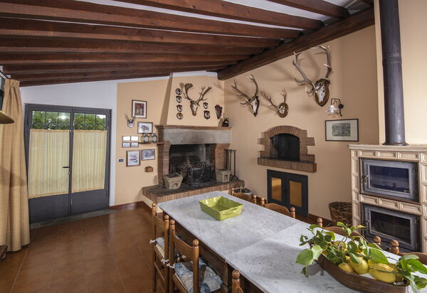 Casaletto Sul Lago: Sala da pranzo, Soggiorno
