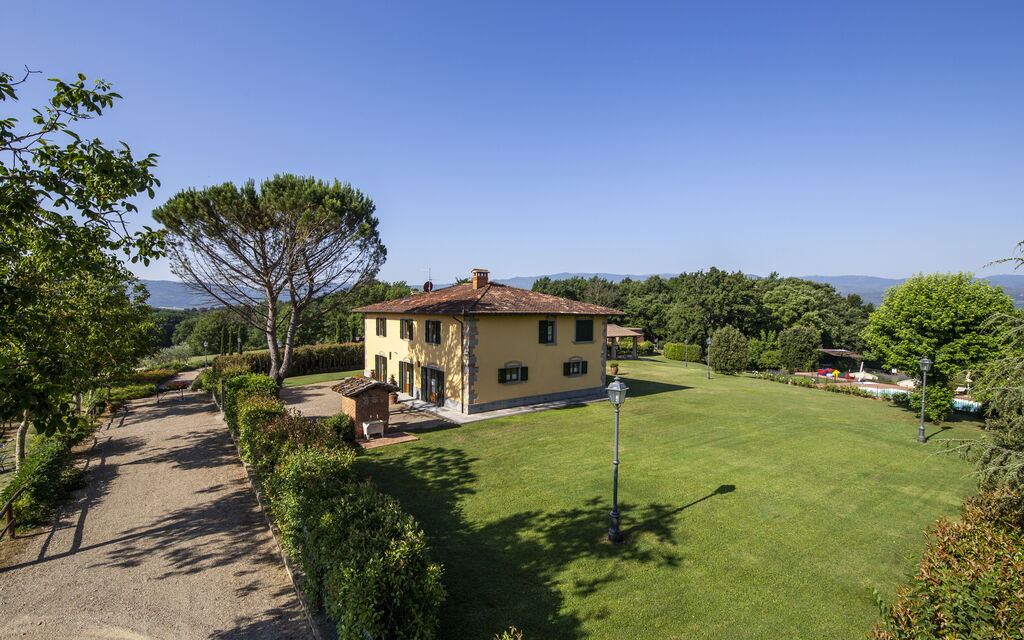 Casaletto Sul Lago: Entrata Principale, Esterni, Giardino