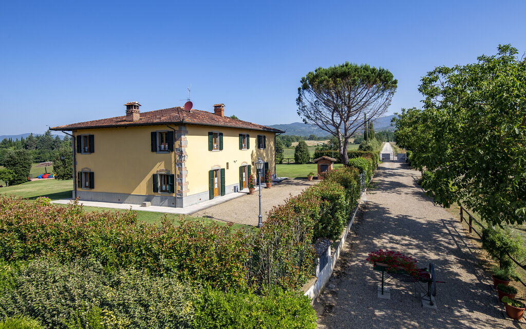 Casaletto Sul Lago: Entrata Principale, Esterni, Giardino
