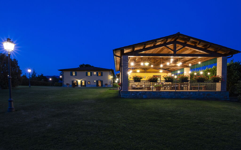 Casaletto Sul Lago: Entrata Principale, Esterni, Giardino