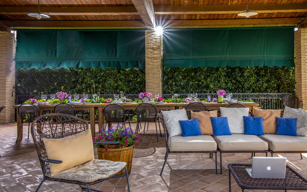 Casaletto Sul Lago: Balcone / Terrazza / Patio, Esterni