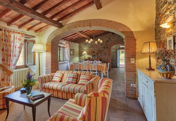 Stony Tuscan Farm: Soggiorno