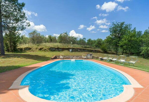 Stony Tuscan Farm: Esterni, Giardino, Piscina