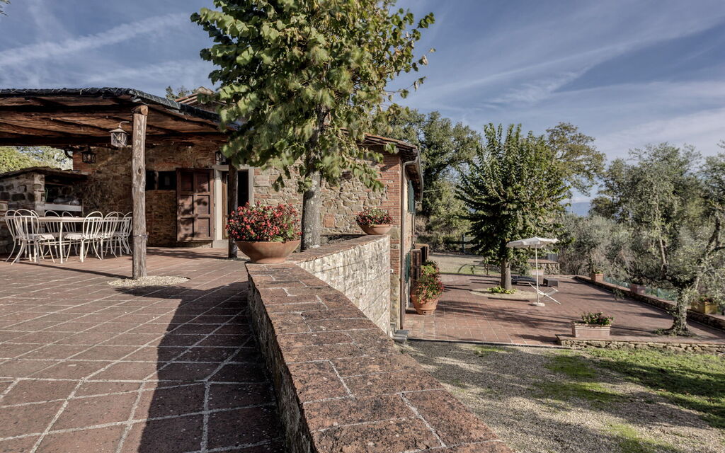 Stony Tuscan Farm: Entrata Principale, Esterni