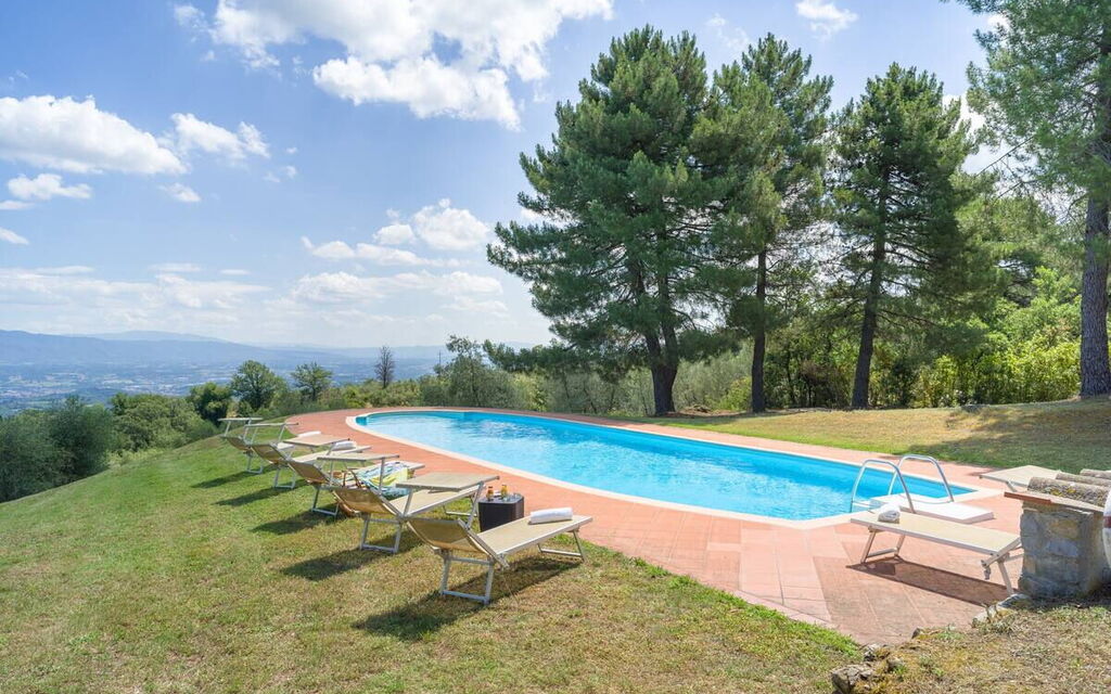 Stony Tuscan Farm: Esterni, Giardino, Piscina