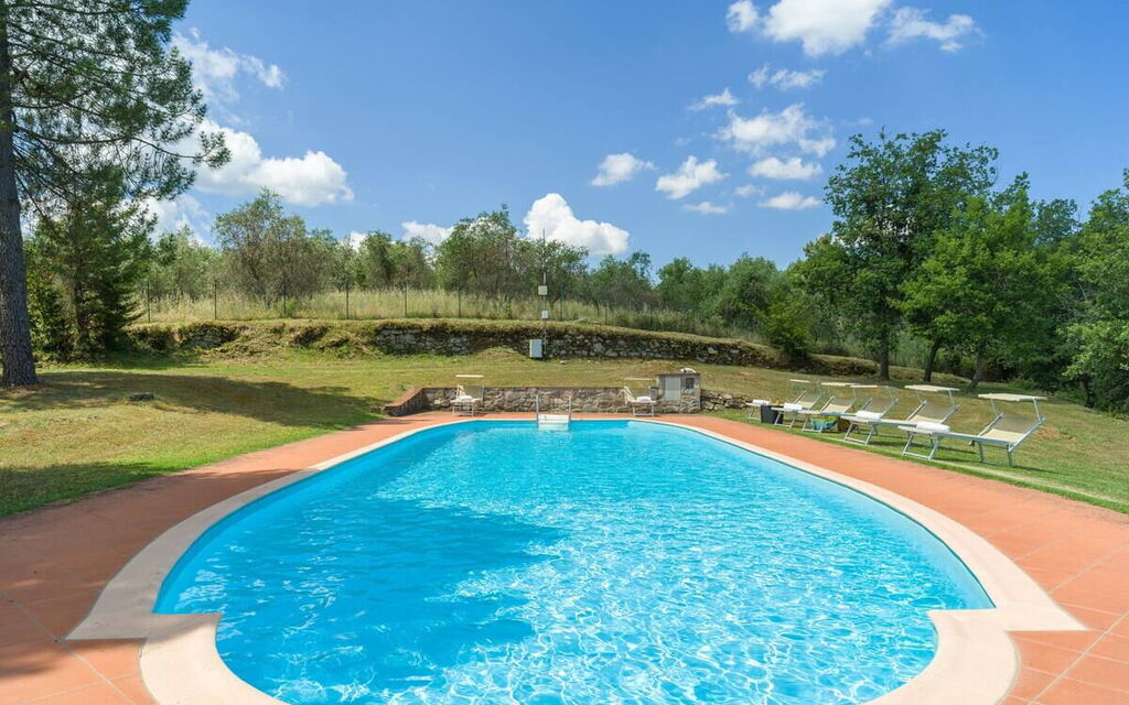 Stony Tuscan Farm: Esterni, Giardino, Piscina