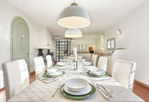 Villa Sport Deluxe: Cucina, Sala da pranzo