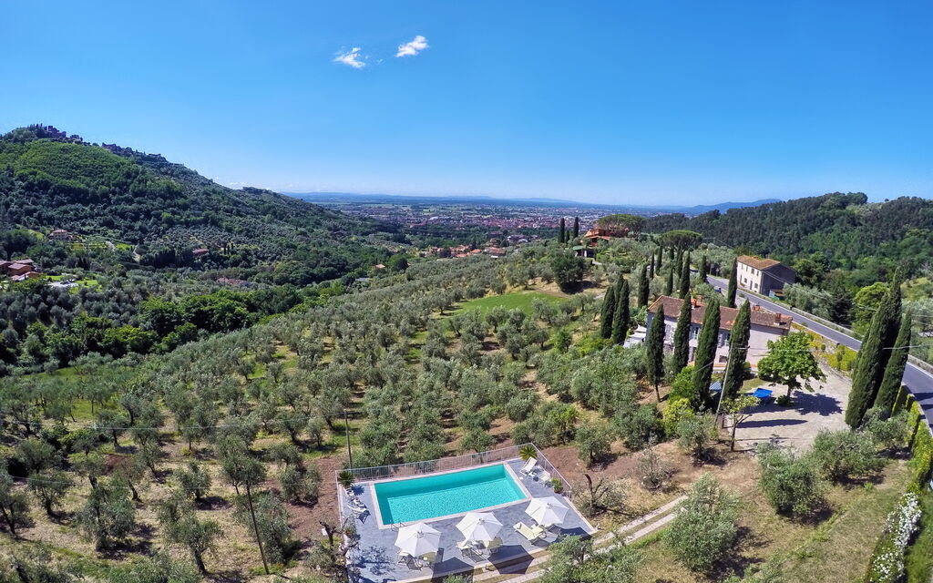 Villa Sport Deluxe: Building Exterior, Scenic View