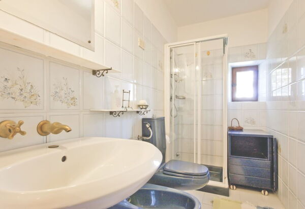 Casale Le Torri: Bathroom