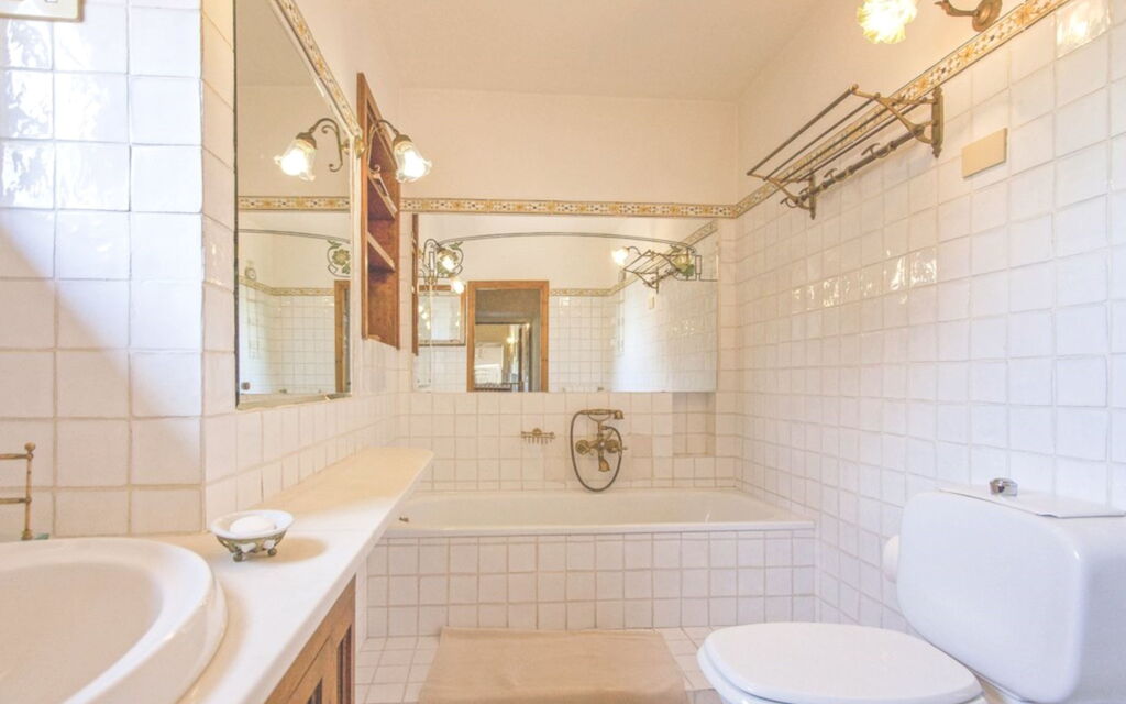 Casale Le Torri: Bathroom