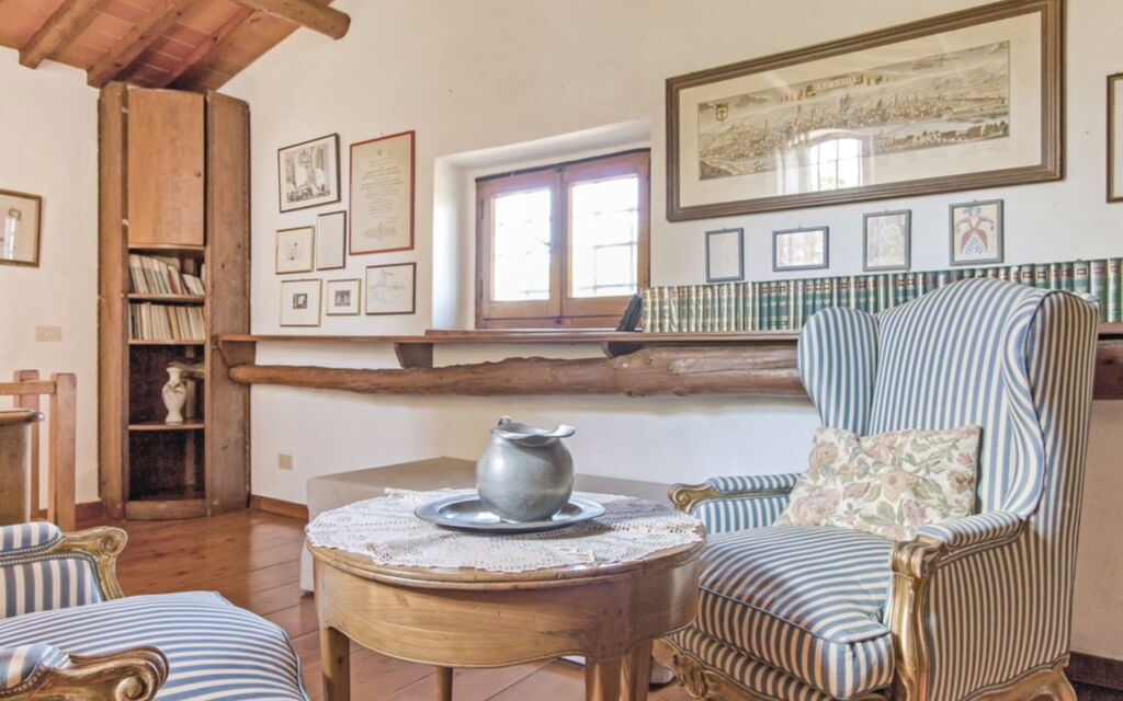 Casale Le Torri: Living Room