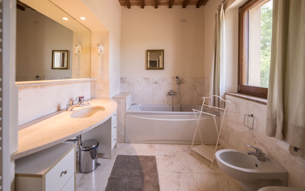 La Loggia Valdorciana: Bagno