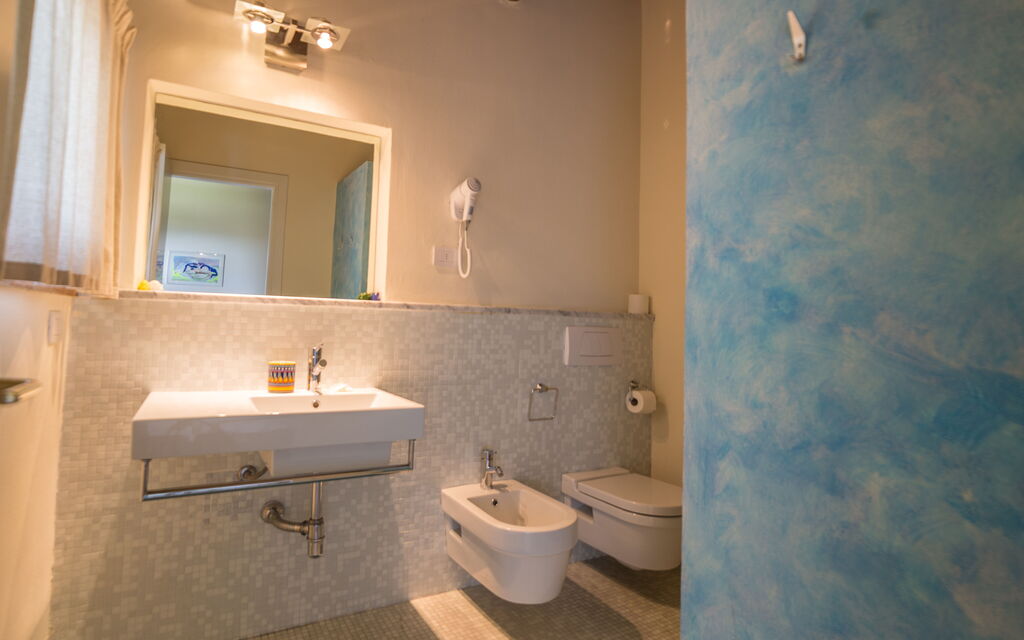 La Loggia Valdorciana: Bagno