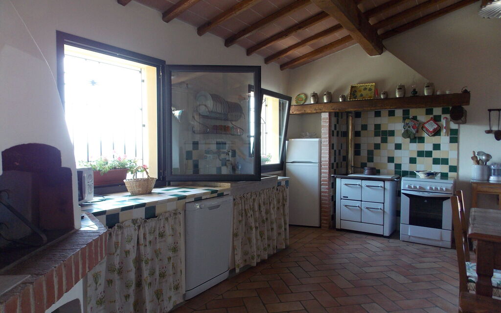 Casa Paola: Kitchen