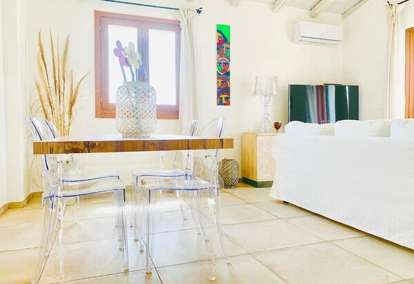 Grand Relais Degli Dei: Dining Room, Living Room